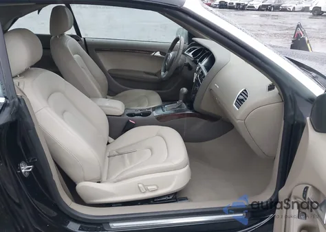 2011 Audi A5 2.0T Premium z USA, uszkodzony, nr VIN WAUAFAFH2BN005743